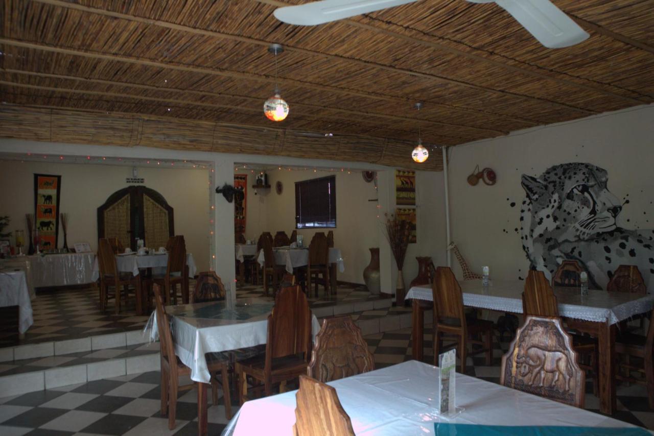 Guest House Bavaria Rundu Exterior photo